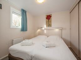 Comfortable Chalet With Dishwasher, Beach at Walkingdistance