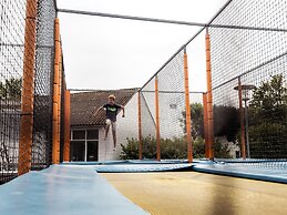 Comfortable Chalet With Dishwasher, Beach at Walkingdistance