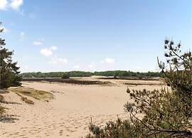 Chalet Near Loonse and Drunense Dunes