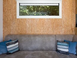 Modern Chalet With Microwave, Beach Within Walking Distance