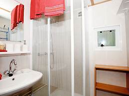 Comfortable Chalet With Combi-microwave, in a Green Area