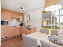 Restyled Villa with Washing Machine near River Moselle