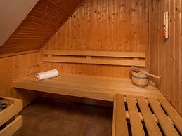 Restyled Villa with Washing Machine near River Moselle