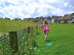 Restyled Villa with Washing Machine near River Moselle