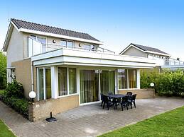 Wellness House With Solarium, in Water Area