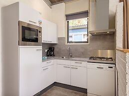 Restyled Bungalow with Dishwasher near Nature Reserve