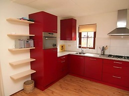 Spacious Holiday Home With Dishwasher on Texel