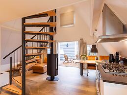 Romantic Cottage With a sun Shower