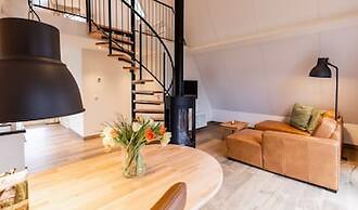 Romantic Cottage With a sun Shower