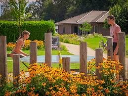 Well Furnished Tent Lodge with Terrace near Veluwe