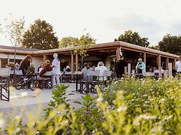 Well Furnished Tent Lodge with Terrace near Veluwe
