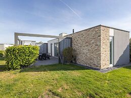 Single Storey Lodge With Dishwasher, Near the Beach