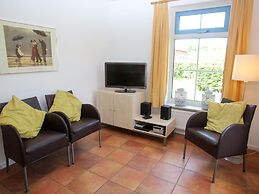 Traditional Villa With Dishwasher on Texel Near the Sea