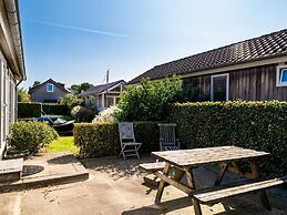 Cozy Chalet Right on the Water in Friesland