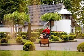 Beautiful House With Garden
