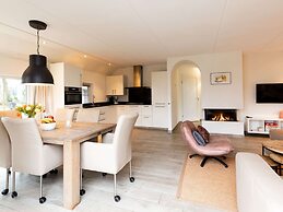 Beautiful Holiday Home With Bubble Bath