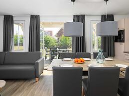Luxurious Villa, Washer & Sauna in Maasduinen Area