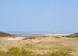 Bungalow in Zeebad Near the Beach