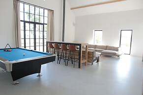 Spacious Countryside Villa