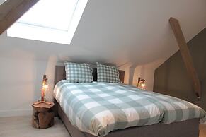 Spacious Countryside Villa