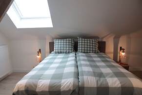 Spacious Countryside Villa