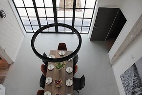 Spacious Countryside Villa