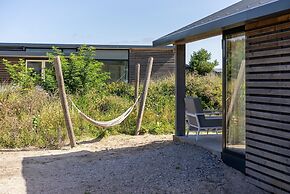 Comfortable Lodge With Hammock, Near the Beach