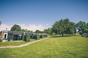 Well-kept Bungalow With Microwave Near Valkenburg