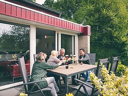 Well-kept Bungalow With Microwave Near Valkenburg