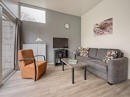 Well-kept Bungalow With Microwave Near Valkenburg