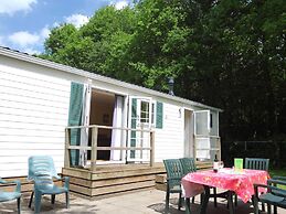 Well Furnished Chalet With Wifi, Near the Hunebedcentrum