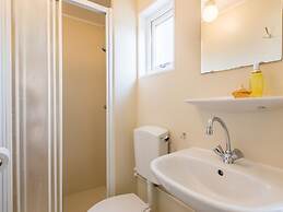 Well Furnished Chalet With Wifi, Near the Hunebedcentrum