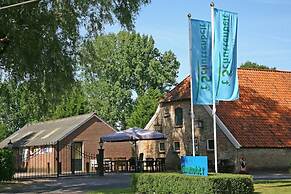 Getaway With Covered Veranda