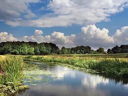 Furnished Chalet With Dishwasher, Near Almelo