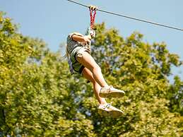 Well Furnished Mobile Home with Dishwasher near Water