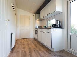 Comfortable Chalet With Dishwasher, Near the Sea in Egmond