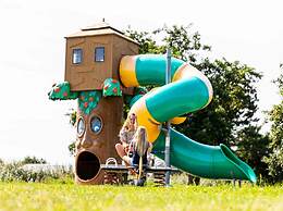 Comfortable Chalet With Dishwasher, Near the Sea in Egmond