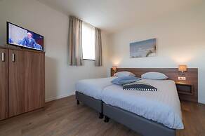 Holiday Home With Whirlpool Quiet Area in Zeeland