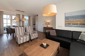 Holiday Home With Whirlpool Quiet Area in Zeeland