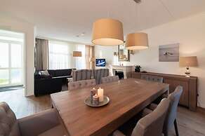 Holiday Home With Whirlpool Quiet Area in Zeeland