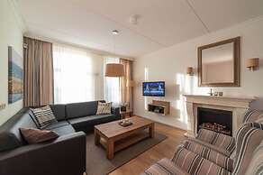 Holiday Home With Whirlpool Quiet Area in Zeeland