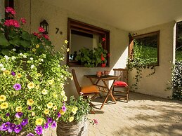Well-kept Apartment in a Wooded Area
