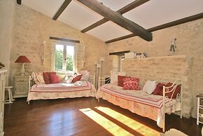 Provence Charm With Pool