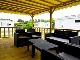 Chalet With a Terrace in a Beautiful Setting