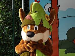 Chalet With a Terrace in a Beautiful Setting