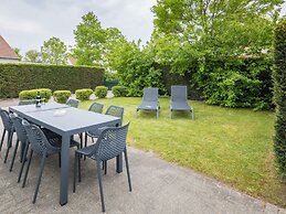 Restyled Holiday Home With two Bathrooms, Beach at 500 m