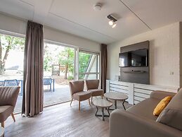 Detached Villa with 4 Bathrooms near Vrachelse Heide