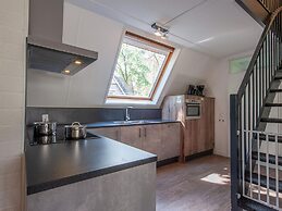 Detached Villa with 4 Bathrooms near Vrachelse Heide