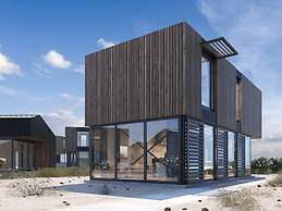 Spacious Lodge With 2 Bathrooms, Near the Sea