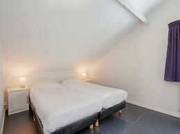 Luxurious Villa With Cart, Bubble Bath, Bubble Bath, in Green Area